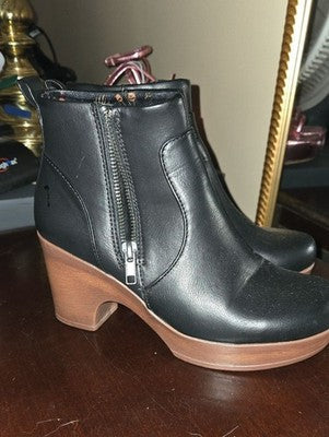 boc Black Ankle Boot with Brown Block Heel