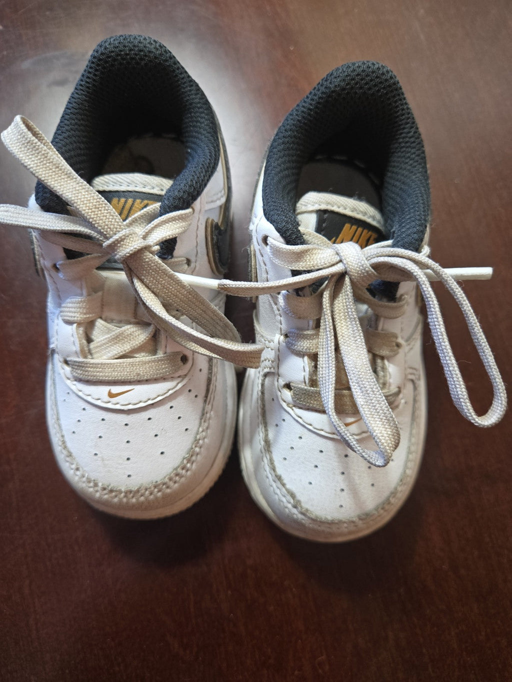 Nike Force 1 LV8(TD) DM3387-100 White/Black Metallic Gold Toddler Size 5C Shoes
