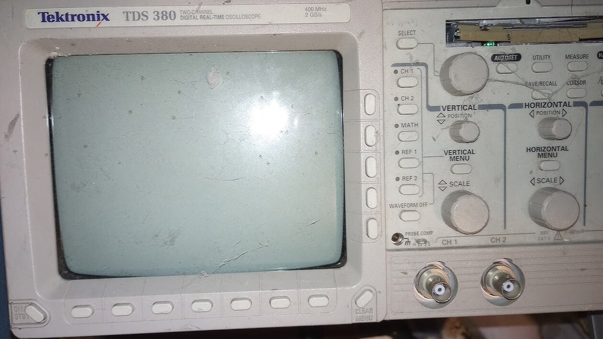 Tektronix TDS380 400 MHz, 2 GS/s Digital Real-Time Oscilloscope