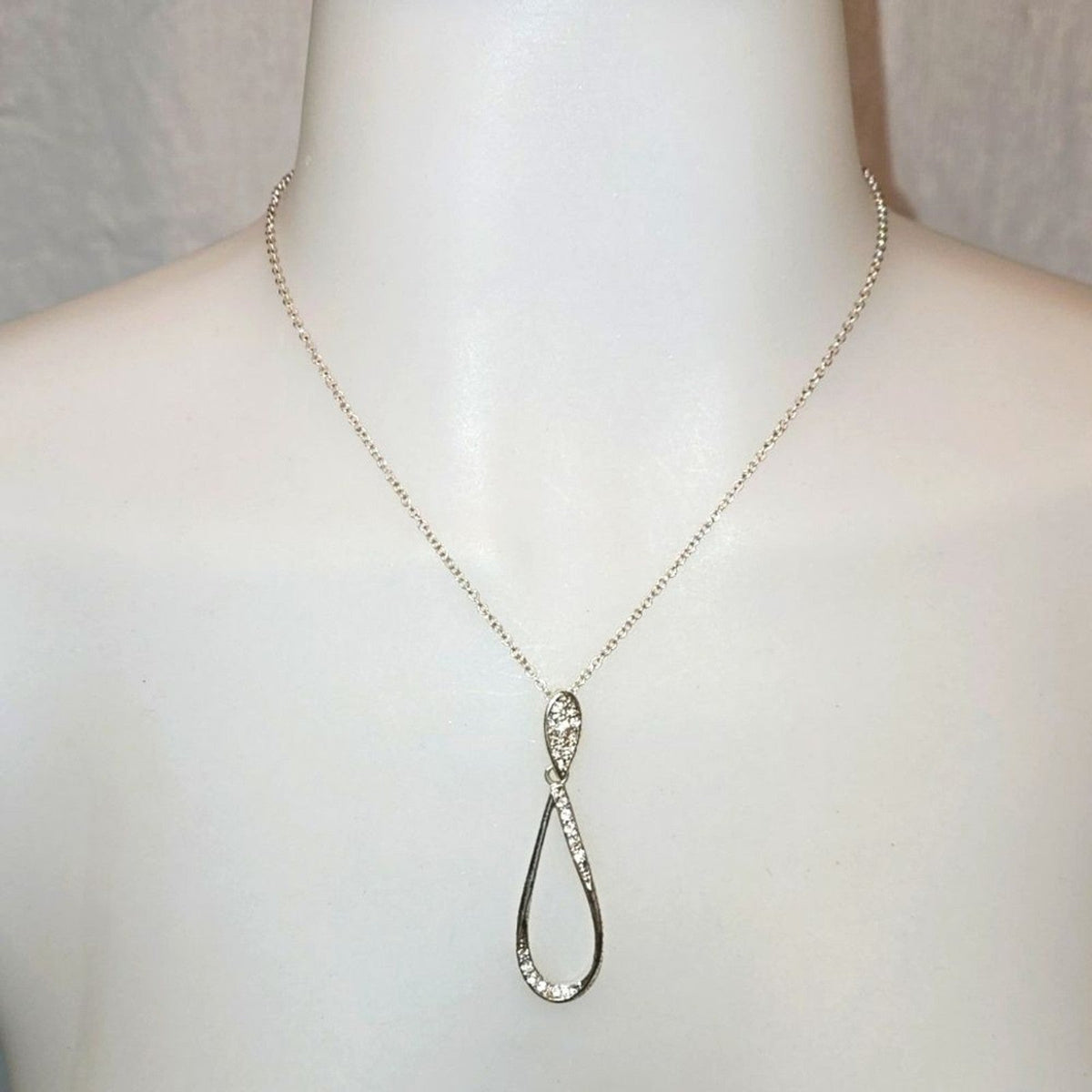 Silvertone Pendant Tear Drop Necklace