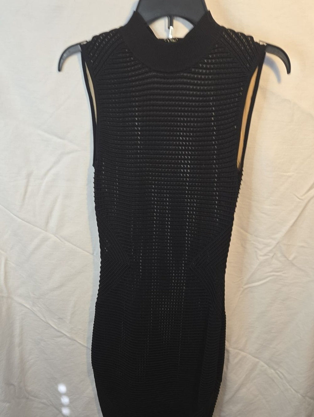 bebe Black Sleeveless Textured Sheath Dress