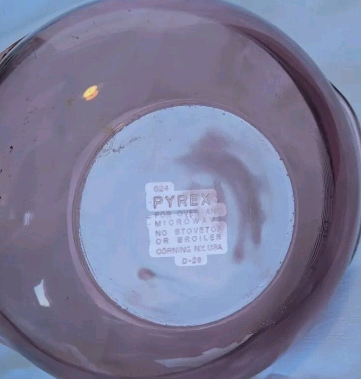 Vintage Glass Pyrex 024 Cranberry / Light Purple Amethyst 2 Qt Bowl