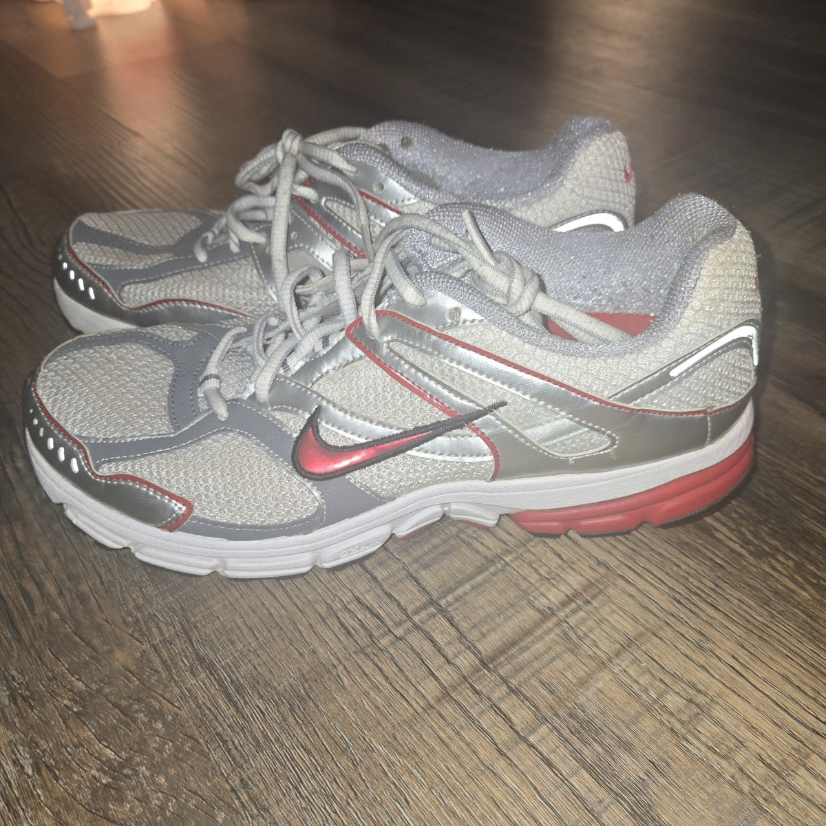 Nike Womens Zoom Structure 13 375380-161 Silver Running Shoes Sneakers Size 9