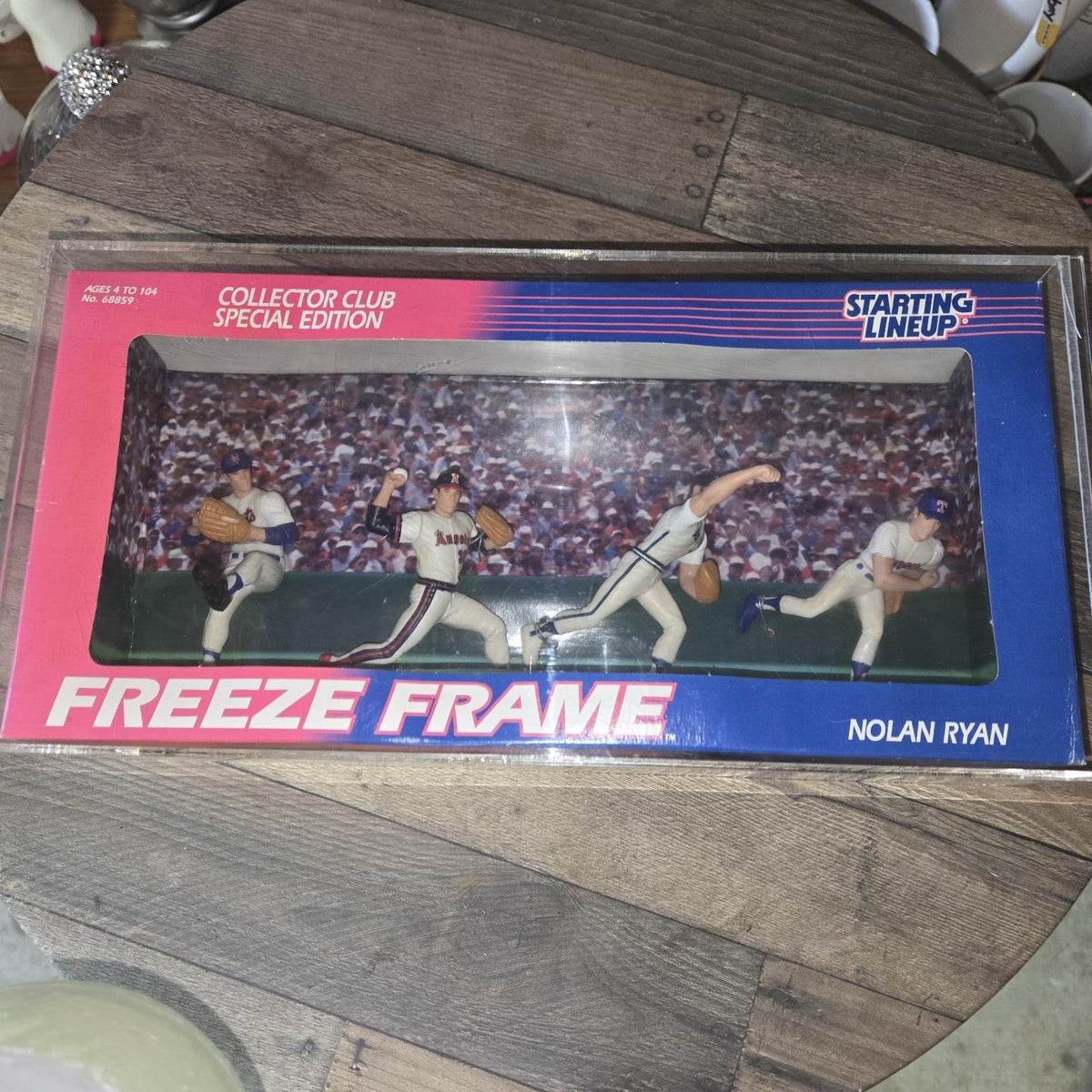 Starting LineUp  Special Edition Freeze Frame Nolan Ryan SLU 4 N 1 Plastic Case