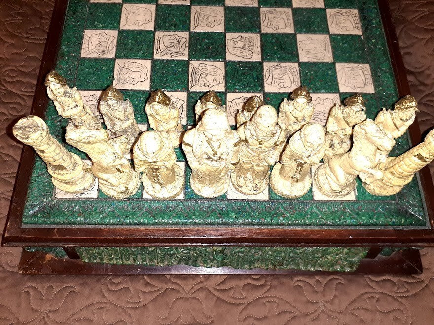 Vintage Antique Maya vs. Spanish Conquistadors Chess Set