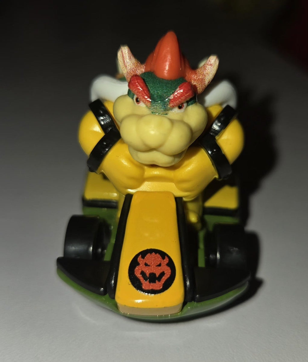 Hot Wheels Mario Standard Kart Nintendo Bowser Racing Car 2018  Mattel Die cast