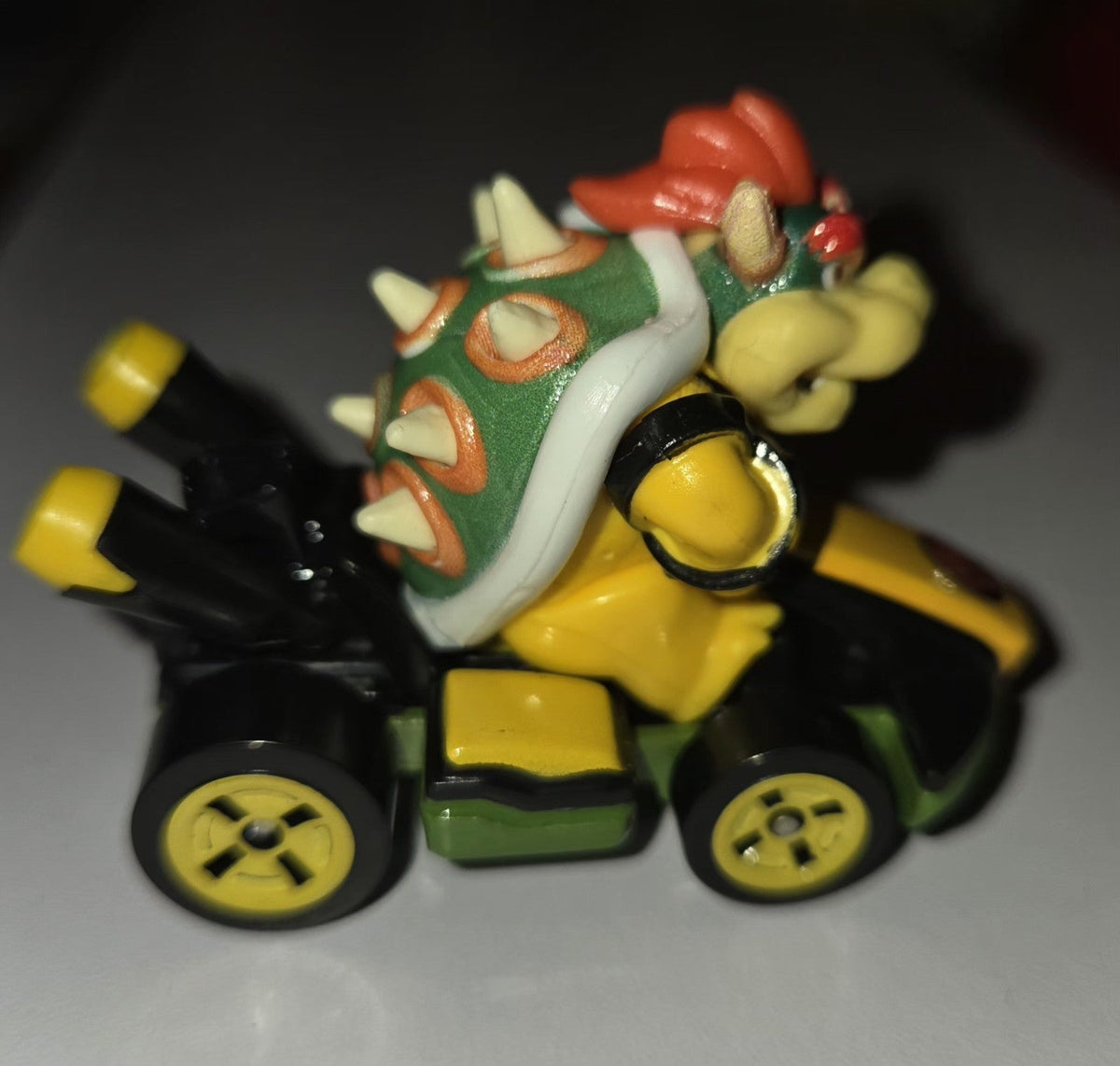 Hot Wheels Mario Standard Kart Nintendo Bowser Racing Car 2018  Mattel Die cast