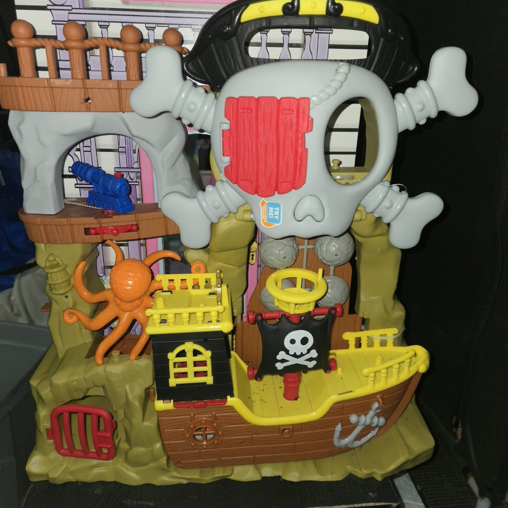 kid connection Pirate Island Play Set