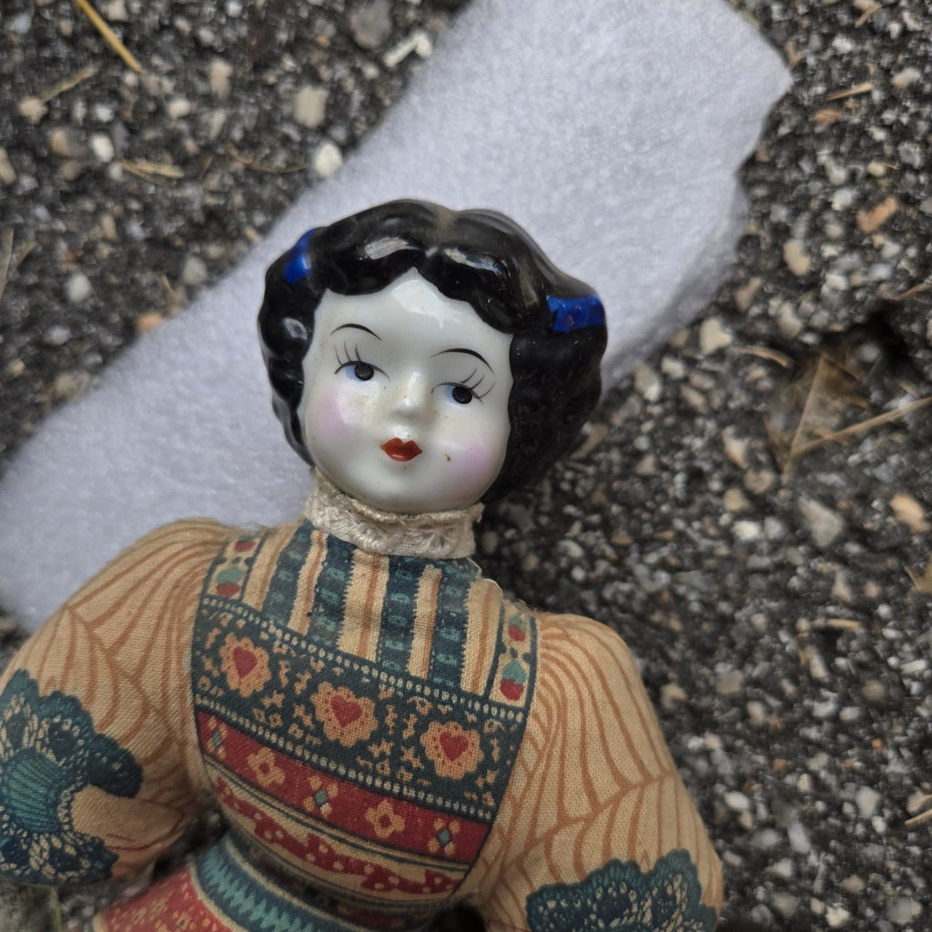 Vintage Avon American Heirloom Doll Cloth Body Porcelain Head Pin Cushion 10"