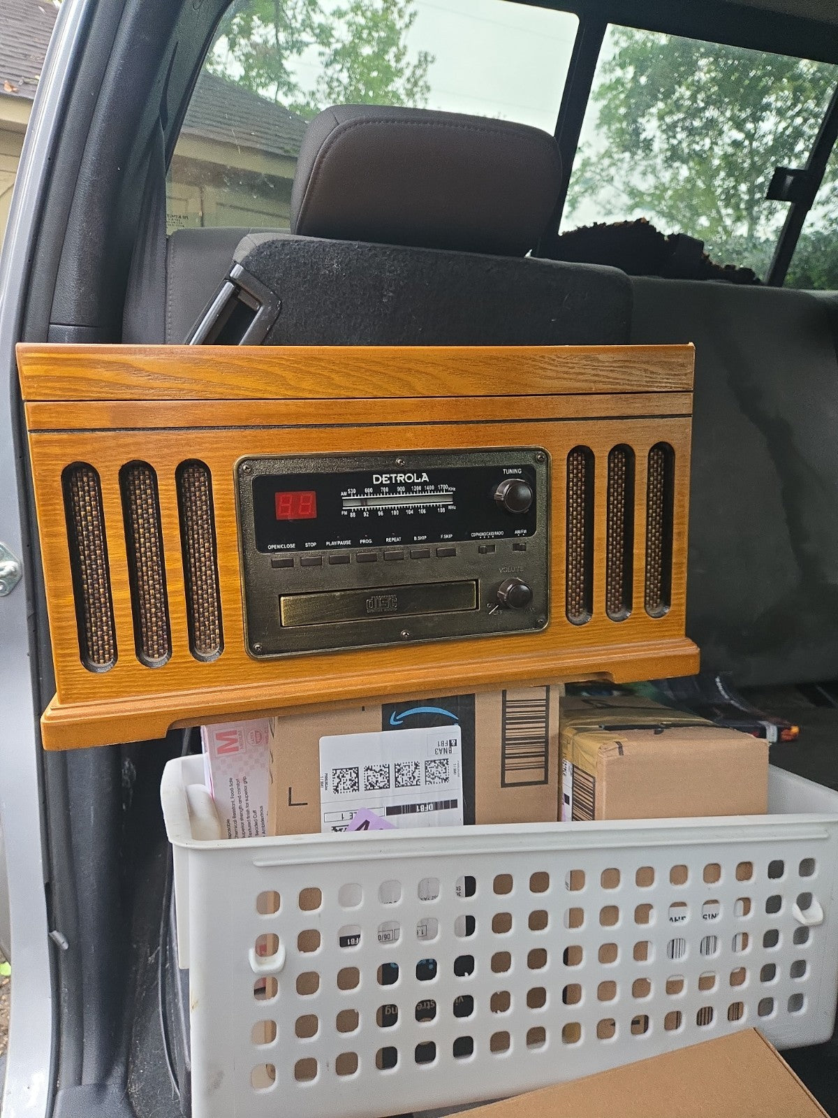 Detrola Vintage Record Player and Radio with Wood Cabinet