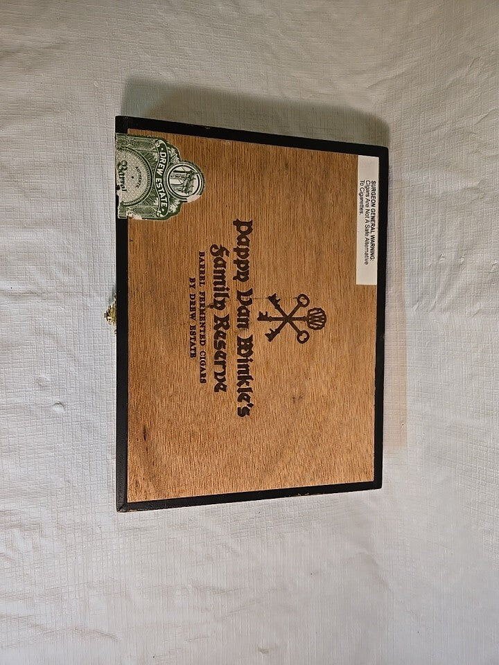 PAPPY VAN WINKLE FAMILY RESERVE TORO BY DREW ESTATE EMPTY WOODEN CIGAR BOX