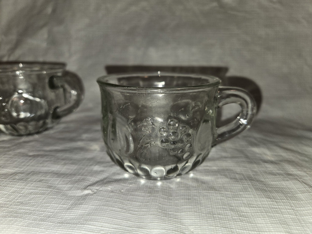 Set Of 5 Punch Cups 7 oz.  tea cup cocktail glasses clear fruit design vintage