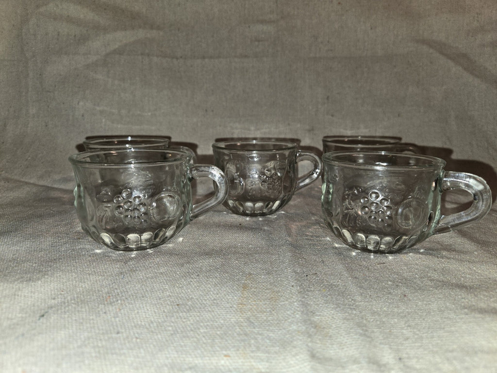 Set Of 5 Punch Cups 7 oz.  tea cup cocktail glasses clear fruit design vintage