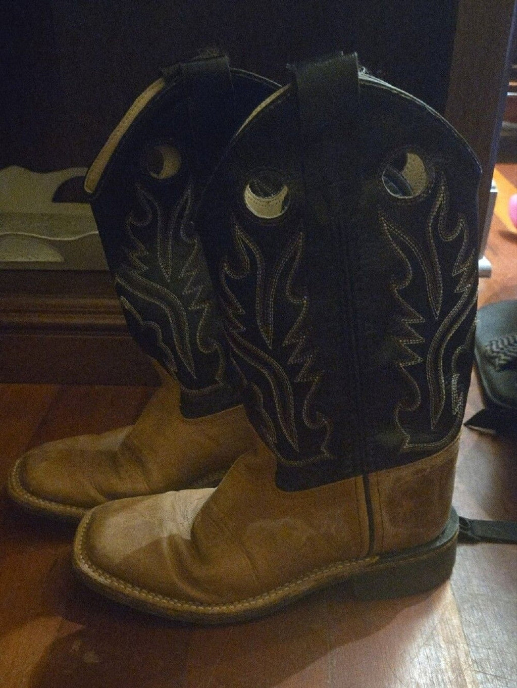 NEW Kids Two-Tone Black and Brown Leather Western Pull-On Boots