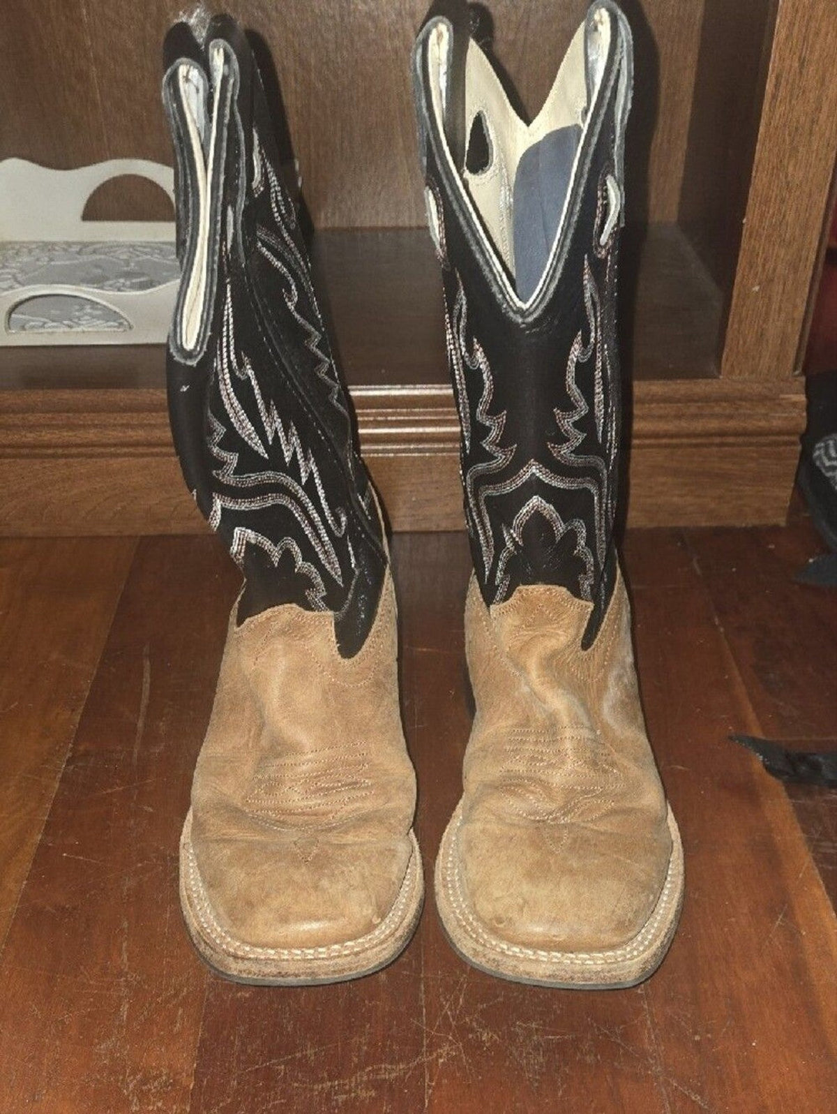 NEW Kids Two-Tone Black and Brown Leather Western Pull-On Boots