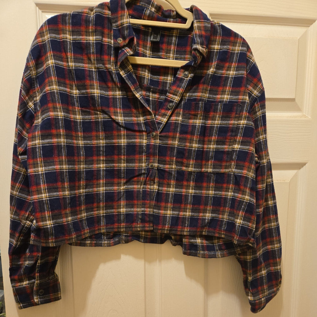 Forever 21 Women's Medium Flannel Cropped Shirt Plaid Striped Button Down Top