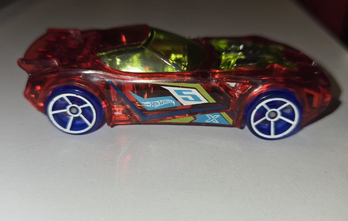 Nerve Hammer DTY11 Hot Wheels Mattel 2005 '16  Red w/ Yellow Windshield