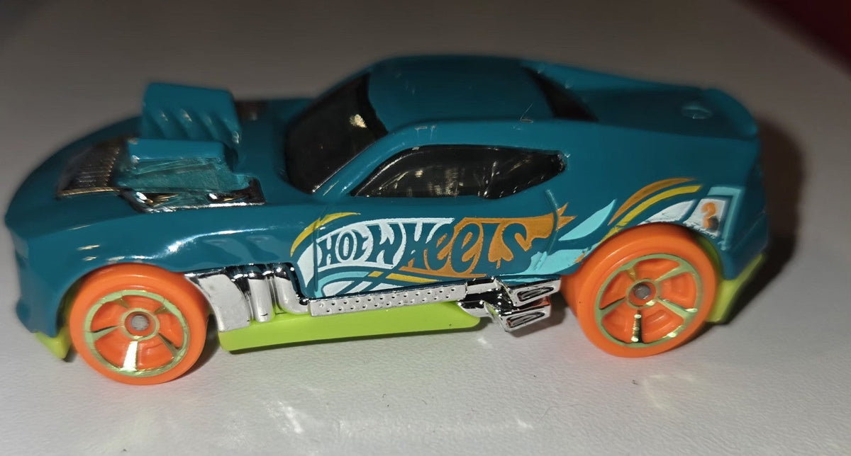 Twinduction Hot Wheels 2010 Action Series Turquoise MC5 Rims 1:64 Loose