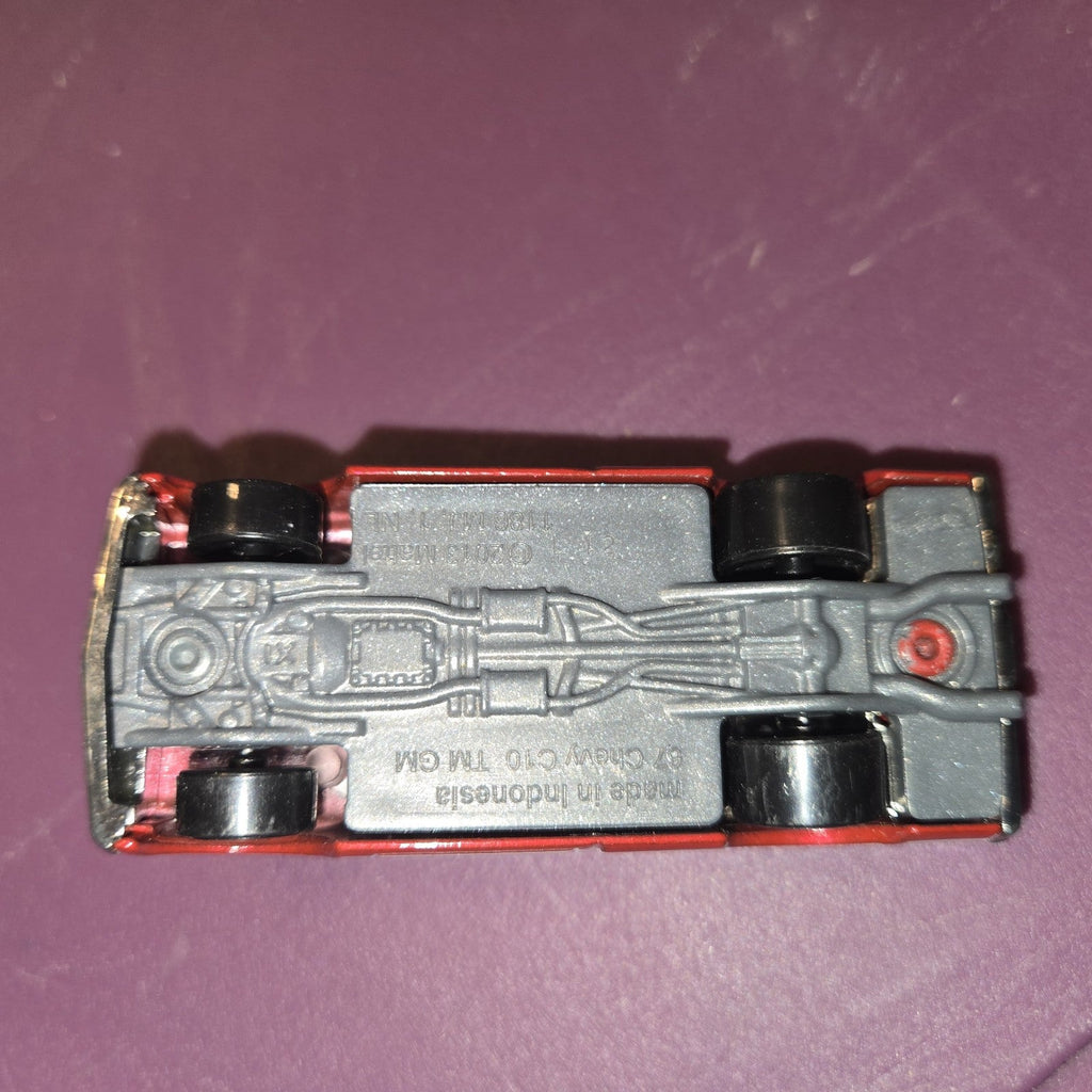 Hot Wheels 2013 '67 Chevy C10 Diecast Model Truck