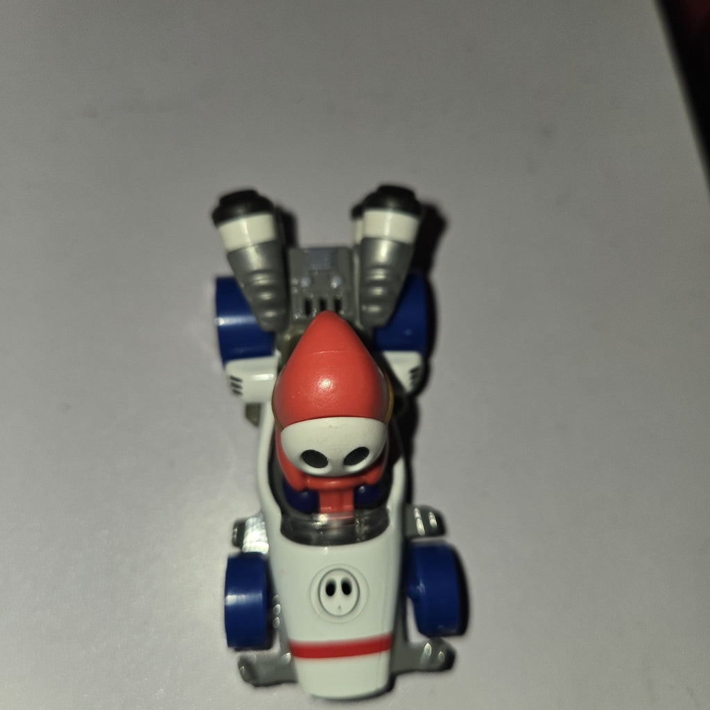 Hot Wheels B DASHER Mario Kart Red Shy Guy Diecast NINTENDO Toy Car (2018)