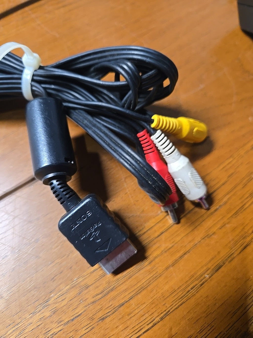 PlayStation Composite Video Cable Black SCPH-10060 PS1 PS2 OEM *NICE*